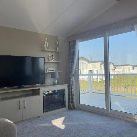 Newperran 102 - 2 Bedroom Country & Valley View Caravan Πάρκο διακοπών Cubert