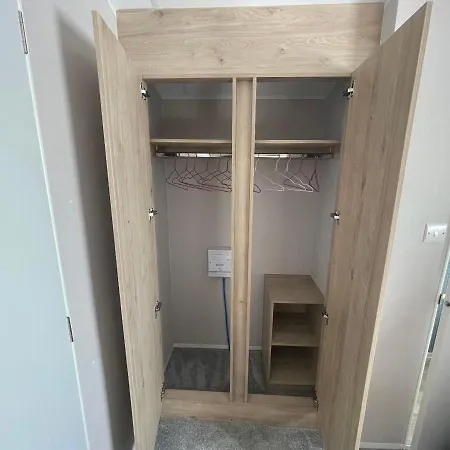 Πάρκο διακοπών Newperran 102 - 2 Bedroom Country & Valley View Caravan Cubert