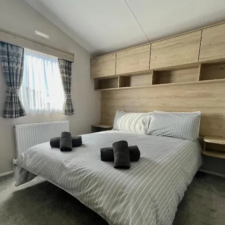 Πάρκο διακοπών Newperran 102 - 2 Bedroom Country & Valley View Caravan *